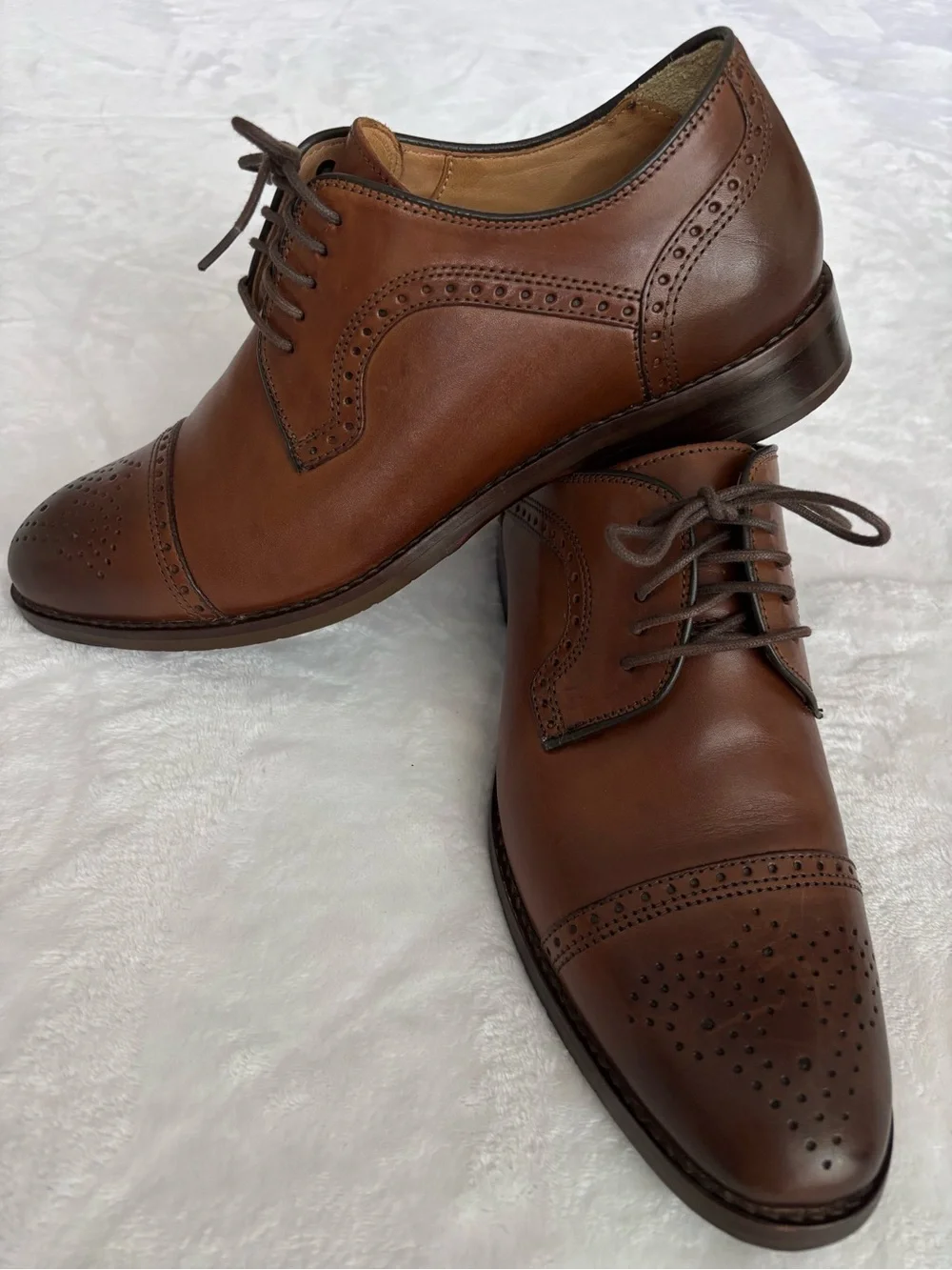 JOHNSTON & MURPHY Men's Halford Leather Cap Toe Lace Up Oxford Shoe--EUC--8.5